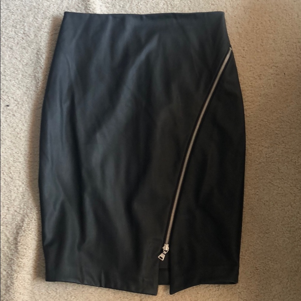 Express Faux leather black pencil skirt 6 black
